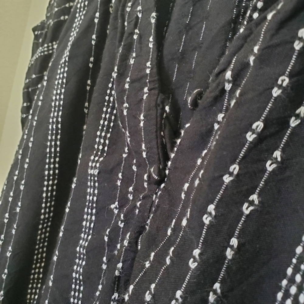 Time & Tru Women's Black Embroidered Dolman Popover Peasant Top Blouse - Picture 6 of 10